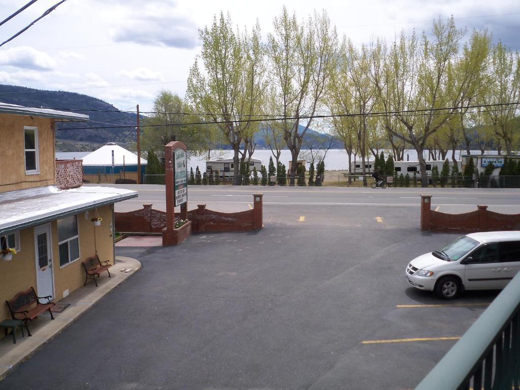 Lakeside Villa & Nordic Spa Penticton Exteriér fotografie